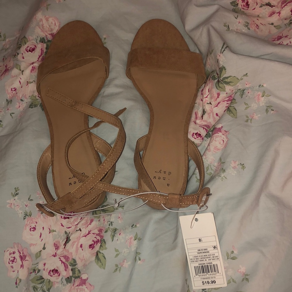 Nude sandals NWT never worn size 8.5